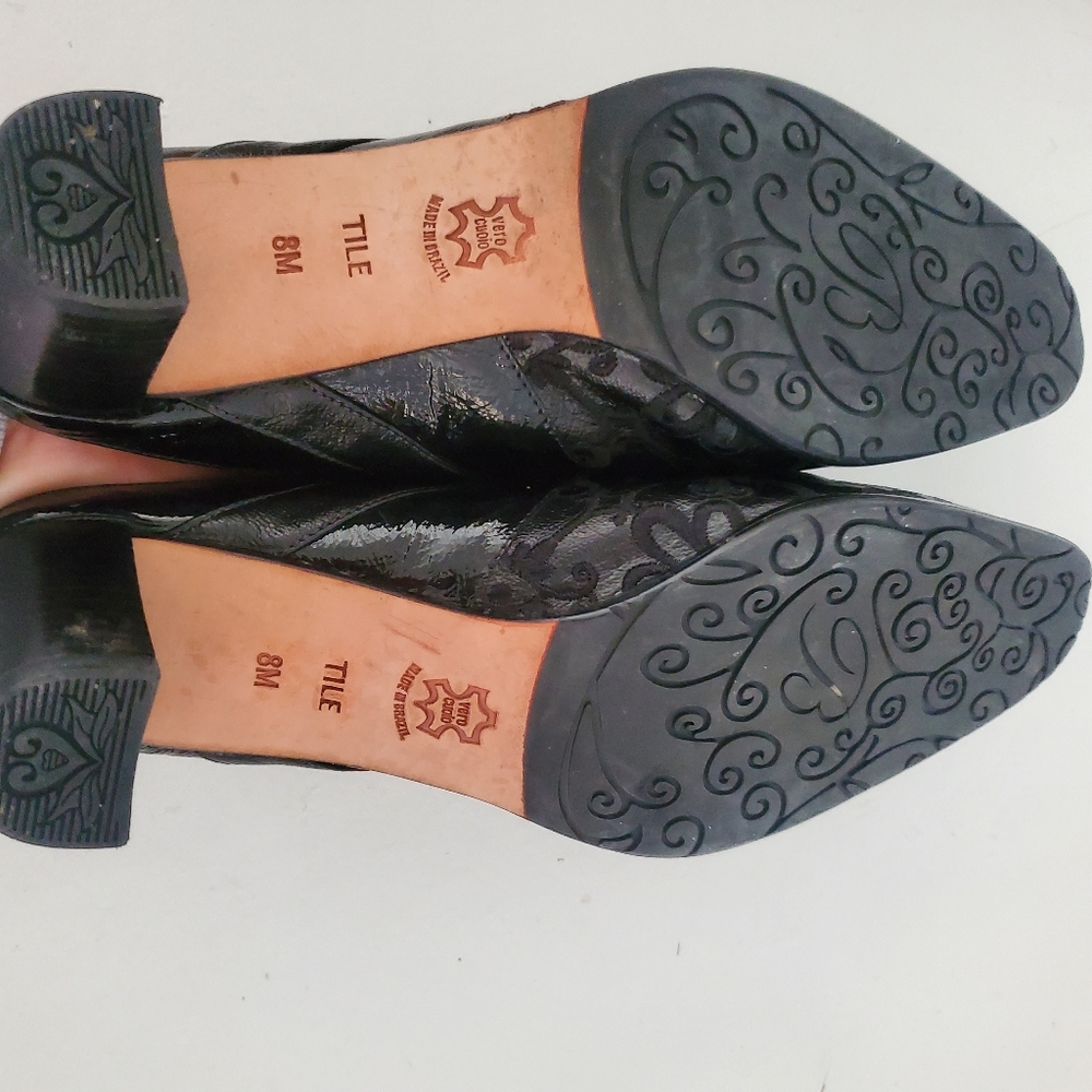 Brighton Tile black leather embroidered floral slip-on heeled mules $225 8M - Picture 5 of 5